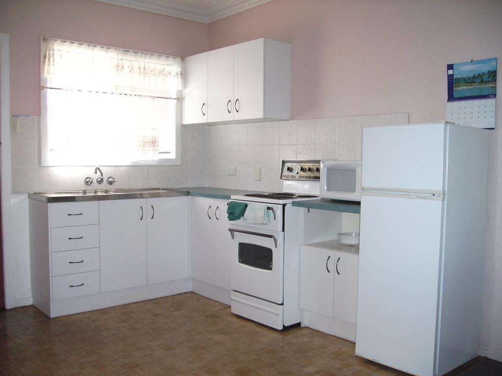 Lisianna Apartments Hervey Bay Buitenkant foto